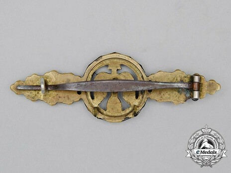 Short-Range Night Fighter Clasp, in Gold Reverse