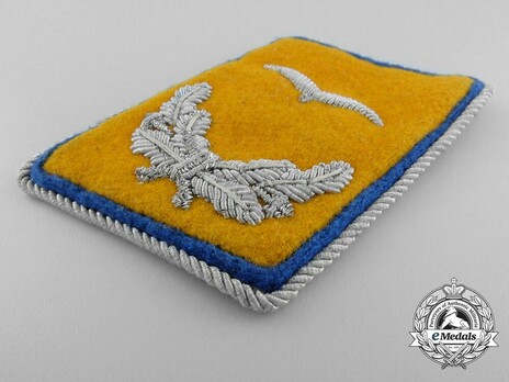 Luftwaffe Flying Troops Leutnant Collar Tabs (Reserve version) Obverse