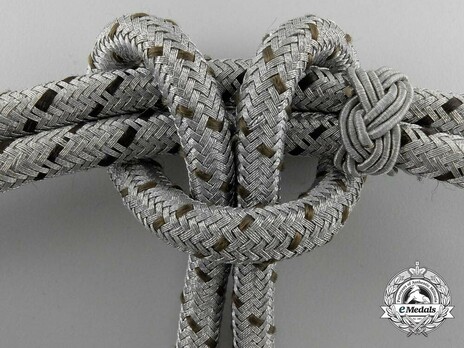 RAD Adjutant’s Aiguillette (formal dress version) Detail Knot