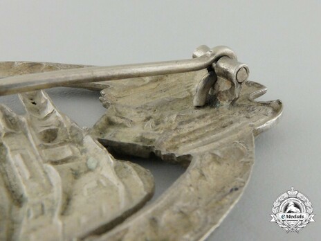 Panzer Assault Badge, in Silver, by C. E. Juncker (in tombac) Detail