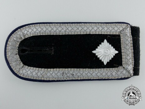 Waffen-SS Medical Oberscharführer Shoulder Boards Obverse