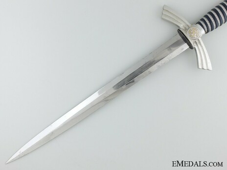 Luftwaffe Carl Eickhorn-made 1st pattern Dagger Obverse Blade Detail