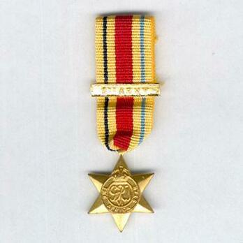 Miniature Bronze Star (with "8TH ARMY" clasp)  Obverse