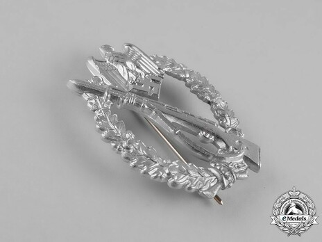 Infantry Assault Badge, by Sohni, Heubach & Co. (in silver) Obverse