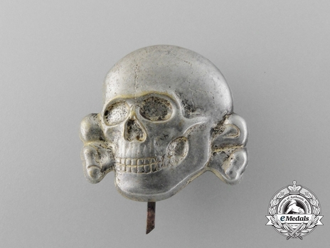 Waffen-SS Metal Cap Death's Head Type II, unmarked (tombac) Obverse