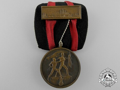 Commemorative Medal of 1st October 1938 (Sudetenland Medal) (with "Prague Clasp") Obverse