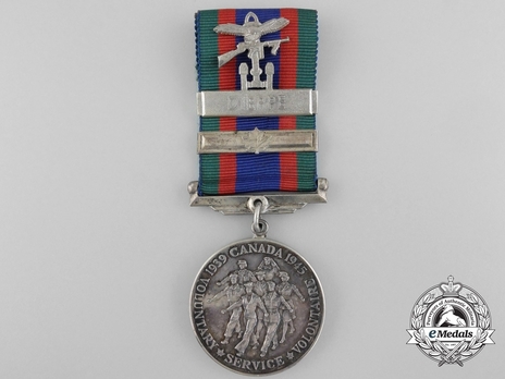 Silver Medal (with "DIEPPE" clasp) Obverse