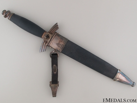 DLV Flyer's Knife by P. Weyersberg Obverse in Scabbard