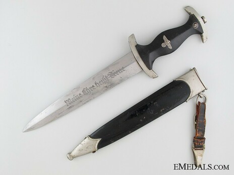 Allgemeine SS M33 Personalised Service Dagger (by Gottlieb Hammesfahr; numbered & named) Obverse with Scabbard